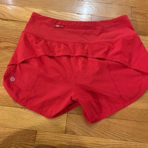 Lululemon speed up high rise 4inch red shorts